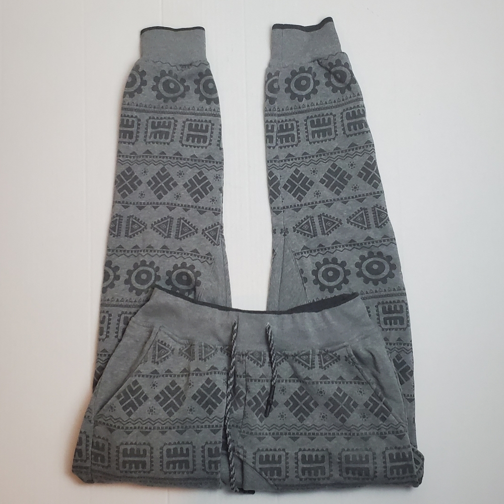 Gray graphic print joggers